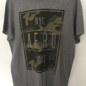 Shortsleeved gray shirt